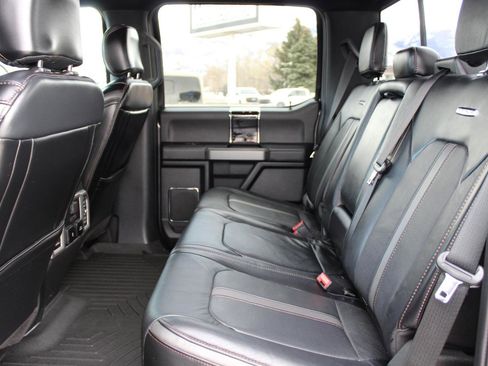 Used 2021 Ford F250 Platinum w/ FX4 Off-Road Package image 21