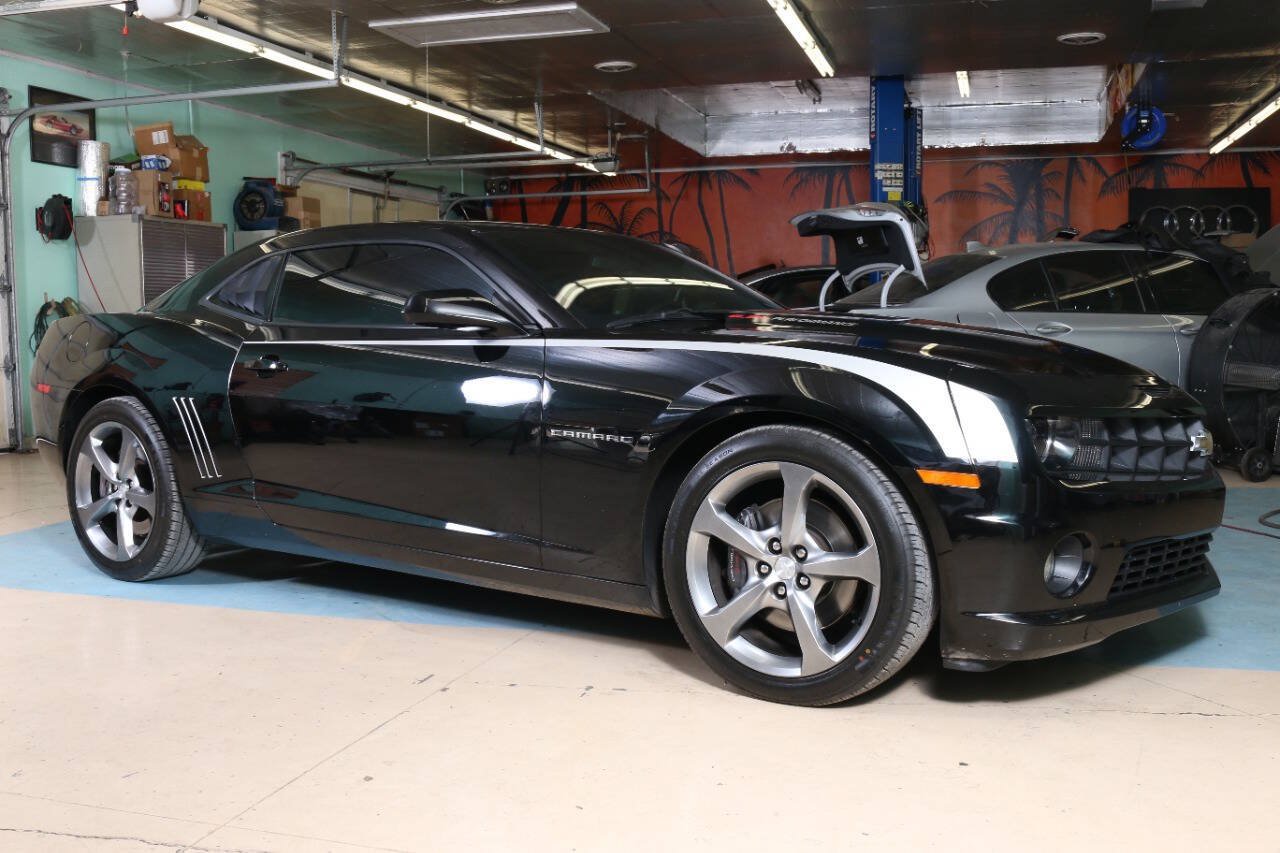 Used 2013 Chevrolet Camaro SS w/ RS Package RWD image 18