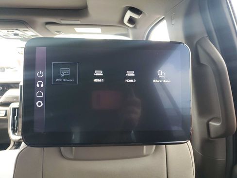 New 2026 GMC Yukon Elevation w/ Elevation Premium Package AWD/4WD image 36