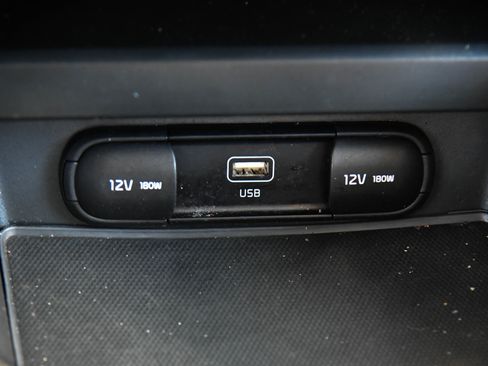 Used 2023 Kia Soul LX image 22