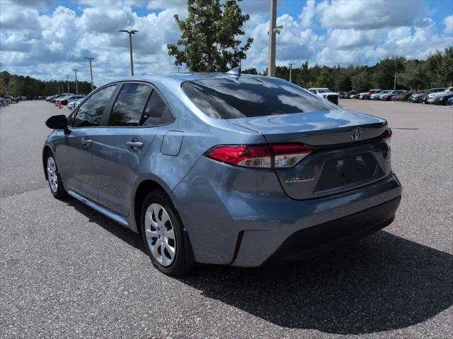 Certified 2025 Toyota Corolla LE FWD image 4