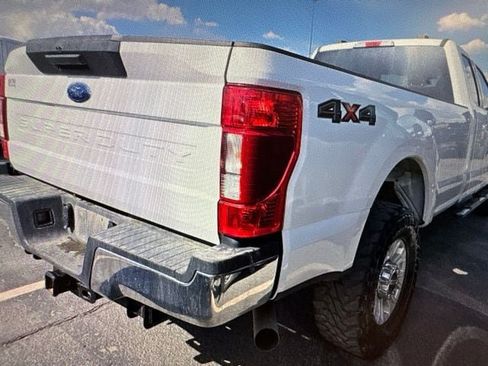 Used 2022 Ford F250 XLT w/ Camper Package AWD/4WD image 6