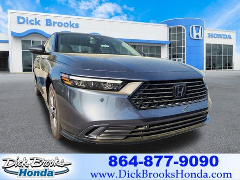 New 2026 Honda Accord EX-L image 1