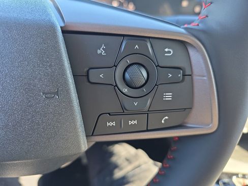 New 2026 Nissan Sentra SR w/ Floor Mat Package FWD image 9