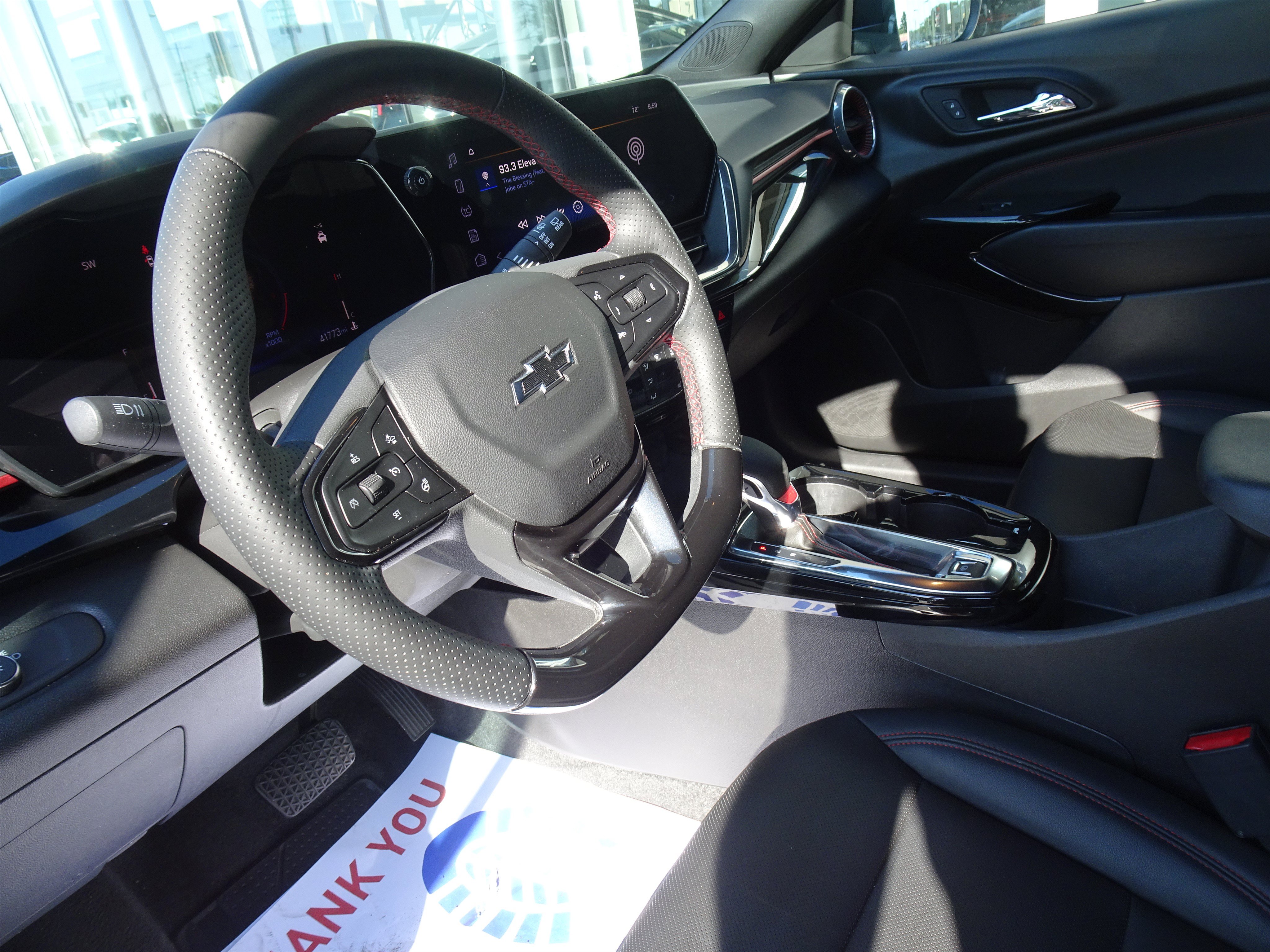 Used 2025 Chevrolet Trax RS w/ Driver Confidence Package FWD image 11