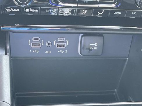 New 2025 Jeep Grand Cherokee L Laredo image 31