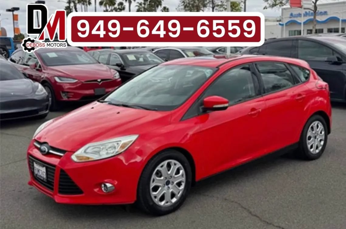 Used 2012 Ford Focus SE FWD image 1