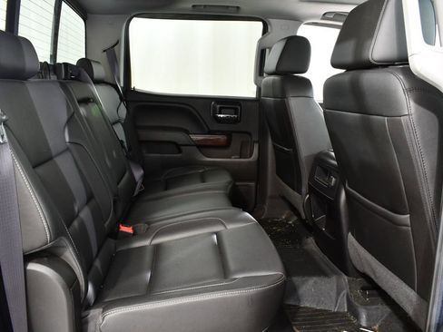 Used 2017 GMC Sierra 1500 SLT w/ SLT Premium Package image 19