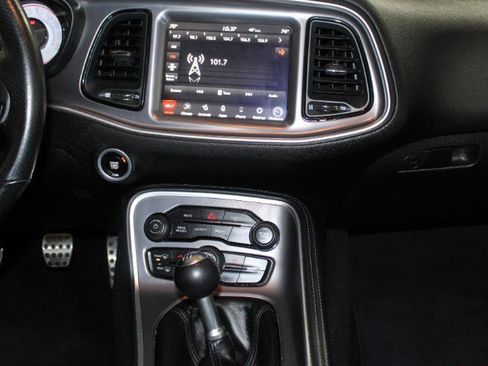 Used 2021 Dodge Challenger R/T Scat Pack w/ T/A Package image 38