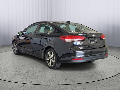 Used 2018 Kia Forte LX w/ LX Popular Package FWD image 3