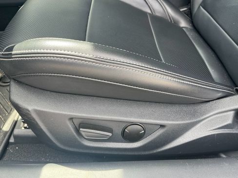Used 2025 Ford Mustang Premium RWD image 15
