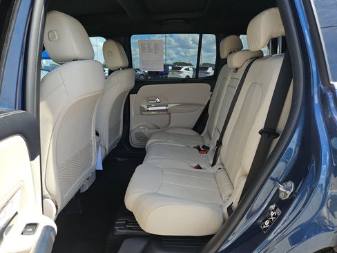 Used 2022 Mercedes-Benz GLB 250 image 14