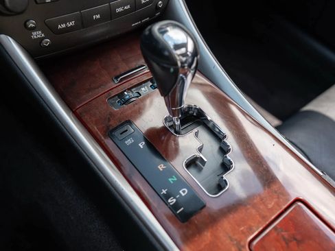 Used 2007 Lexus IS 250 AWD image 30