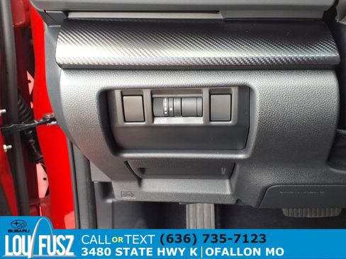 Certified 2025 Subaru Crosstrek 2.0i Premium image 21