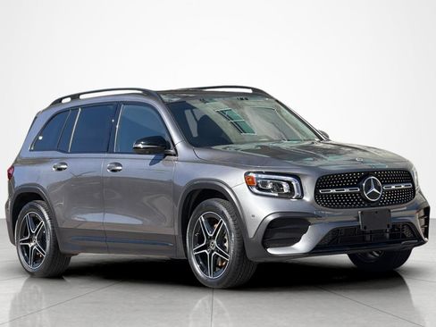 Used 2023 Mercedes-Benz GLB 250 image 7