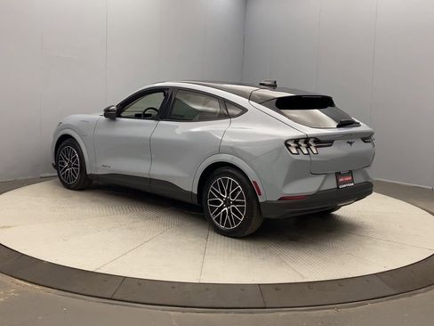 Used 2025 Ford Mustang Mach-E Premium AWD/4WD image 3
