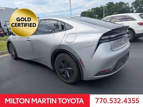 Used 2025 Toyota Prius Plug-In Hybrid FWD image 4