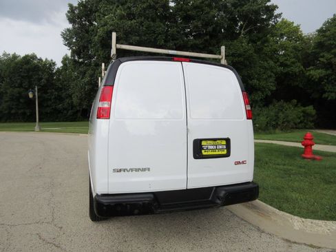 Used 2018 GMC Savana 2500 Extended w/ Driver Convenience Package RWD image 25