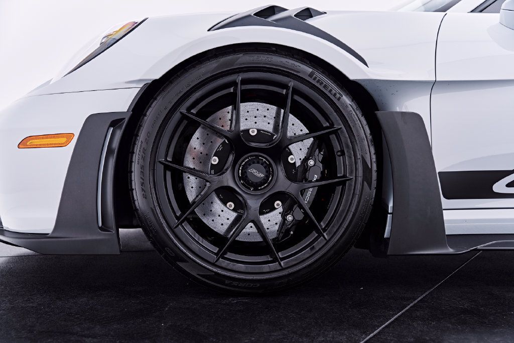Used 2025 Porsche 911 GT3 RS RWD image 3