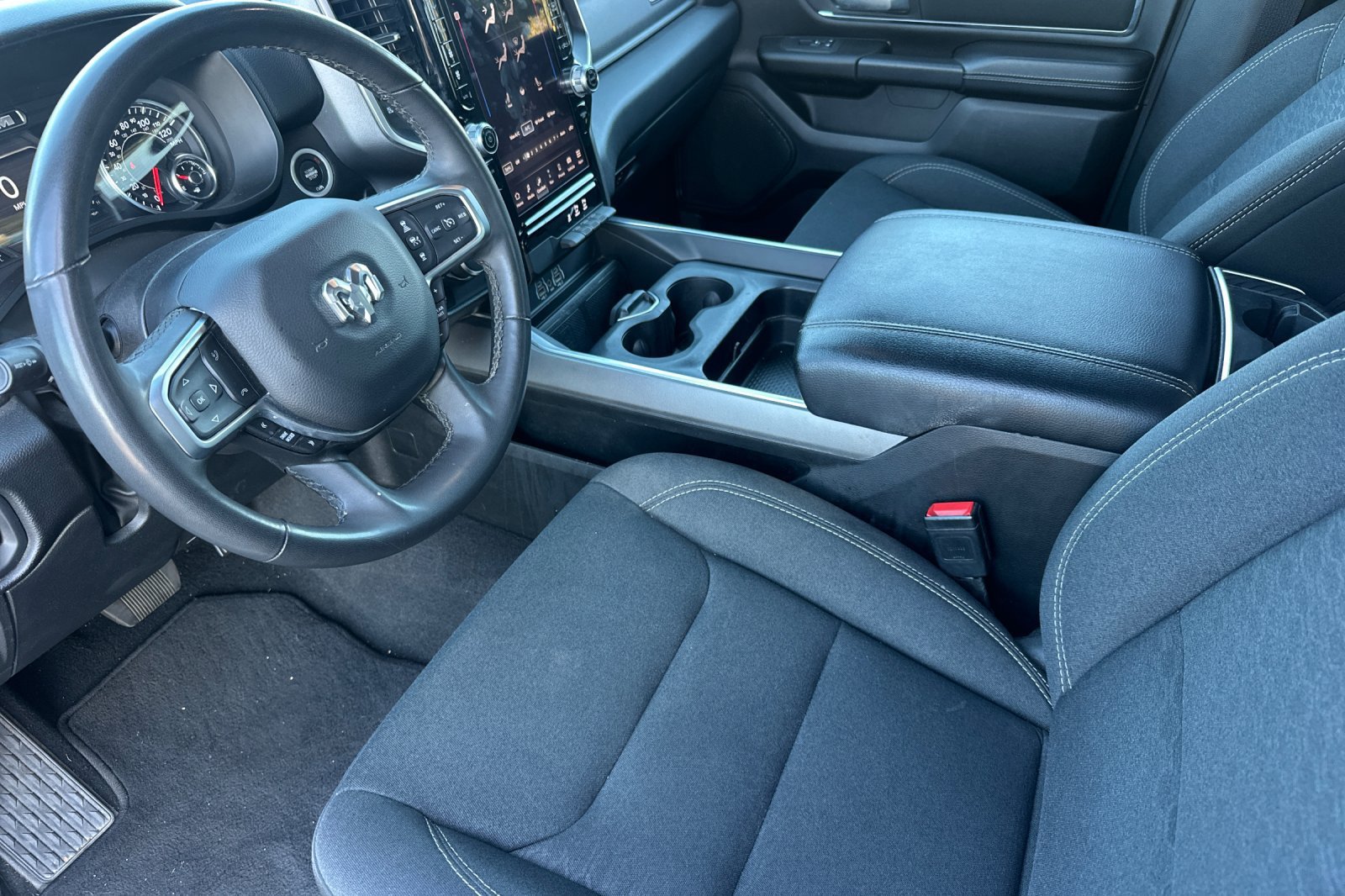 Used 2025 RAM 1500 Big Horn AWD/4WD image 10