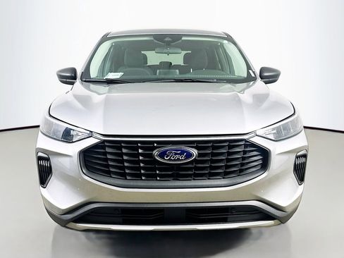 Used 2023 Ford Escape Active AWD/4WD image 2