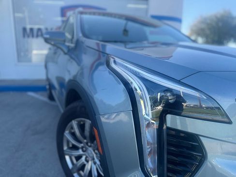 Used 2023 Cadillac XT4 Premium Luxury AWD/4WD image 19