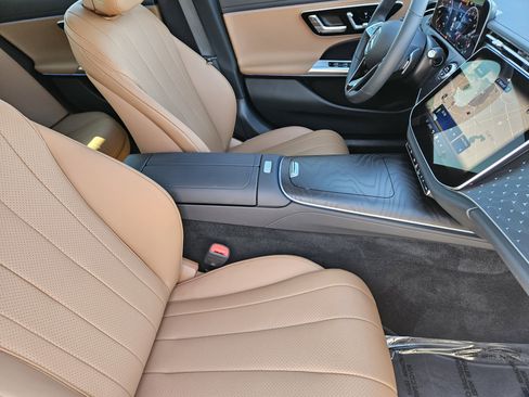 Certified 2025 Mercedes-Benz E 350 Sedan image 15