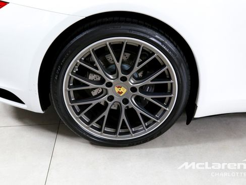 Used 2017 Porsche 911 Carrera RWD image 26