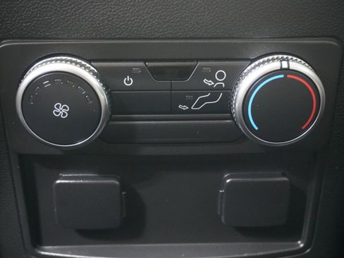 Used 2021 Ford Explorer 2WD image 14