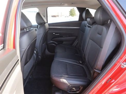 Used 2022 Hyundai Tucson Limited w/ Cargo Package image 12
