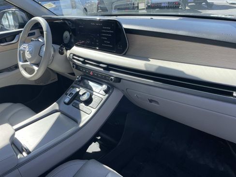 Used 2023 Hyundai Palisade Limited w/ Cargo Package image 29