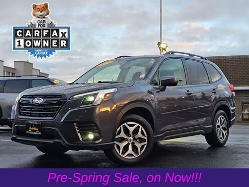 Used 2024 Subaru Forester Premium image 1