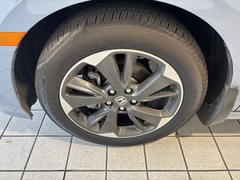 Used 2024 Honda Odyssey Elite image 5