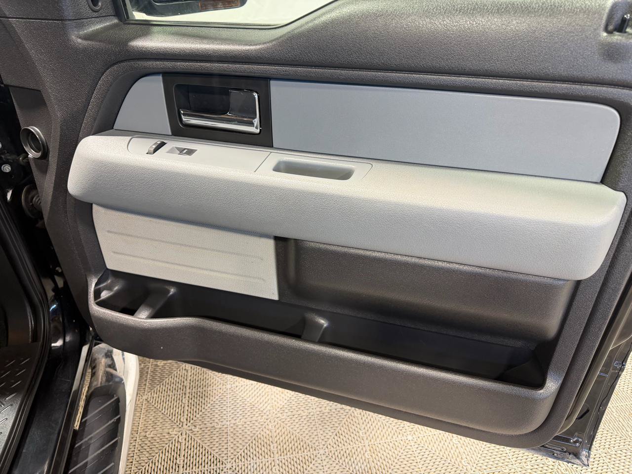Used 2013 Ford F150 XLT w/ Luxury Equipment Group AWD/4WD image 13