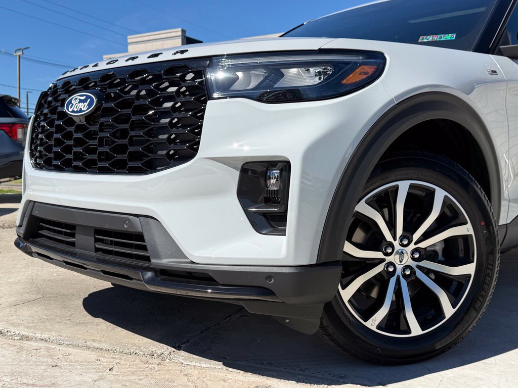 New 2027 Ford Explorer ST-Line AWD/4WD image 33