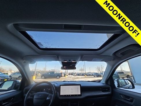 Used 2025 Ford Maverick Lobo image 13