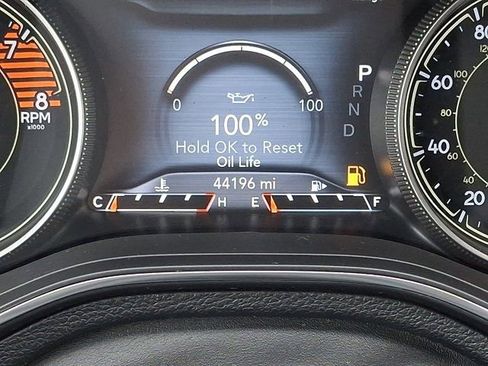 Used 2020 Jeep Cherokee Limited image 24