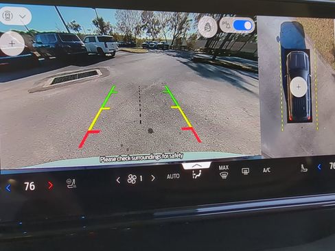 Certified 2025 Ford Expedition Platinum image 54