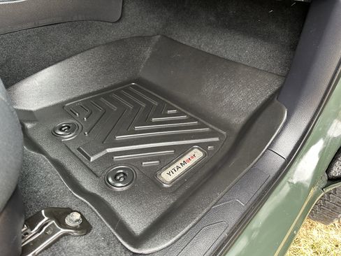 Used 2021 Toyota Tacoma TRD Off-Road image 25