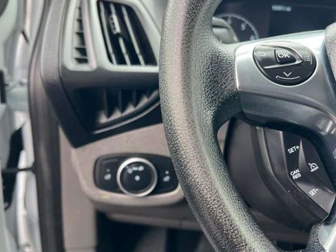 Used 2019 Ford Transit Connect XL image 22