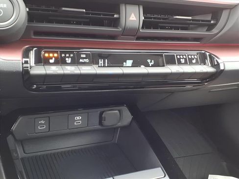 New 2026 Toyota Prius Plug-In Hybrid image 16