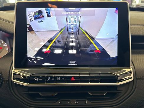 New 2026 Jeep Compass Latitude image 43