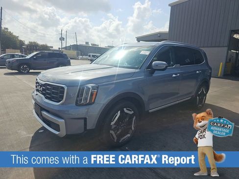 Used 2025 Kia Telluride S FWD image 3