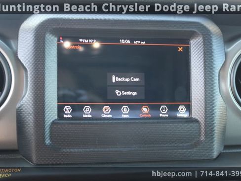 Used 2023 Jeep Wrangler Sport image 27