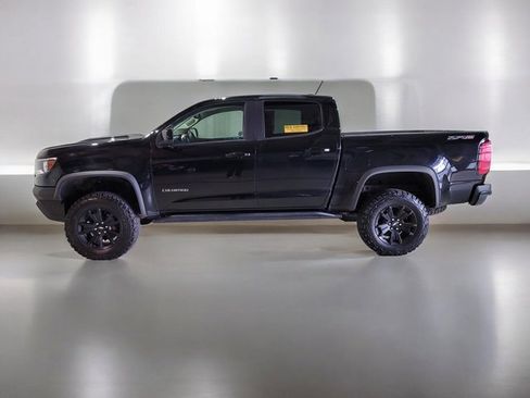 Used 2018 Chevrolet Colorado ZR2 w/ ZR2 Midnight Special Edition image 17