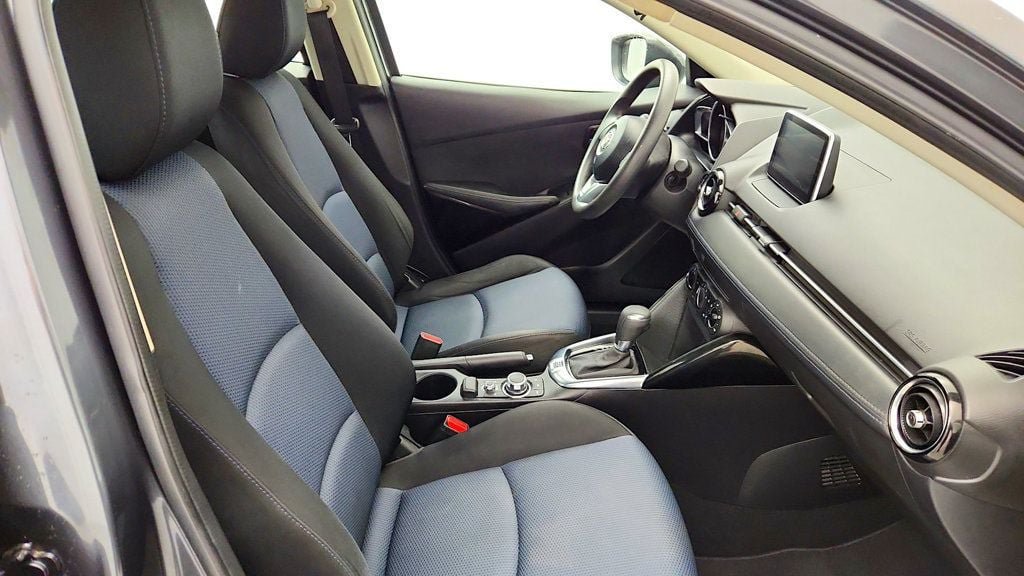 Used 2017 Toyota Yaris iA FWD image 23