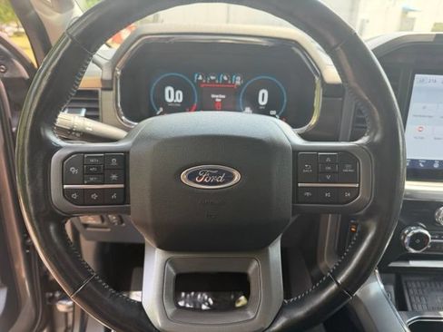 Used 2022 Ford F150 Lariat w/ Equipment Group 502A High AWD/4WD image 17