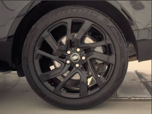 Used 2023 Land Rover Discovery S R-Dynamic AWD/4WD image 19