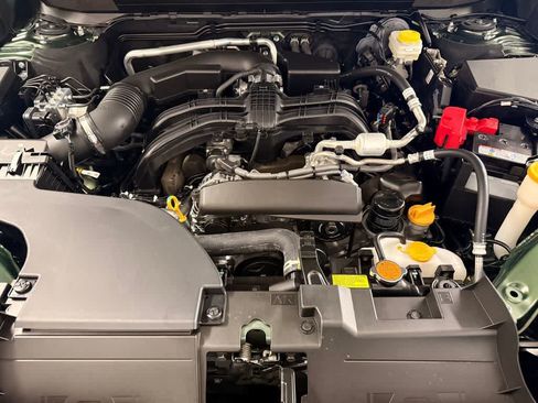 Certified 2026 Subaru Outback Premium AWD/4WD image 9