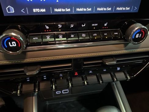 Used 2023 Chevrolet Colorado ZR2 image 41